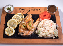 Me Jana Restaurant
